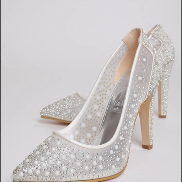 Pointed Toe White Silver Pearl and Rhinestone Crystal Sheer Heel, Size 38/7.5 - Picture 1 of 9